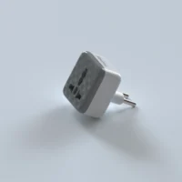 مبدل و محافظ هادرون P100